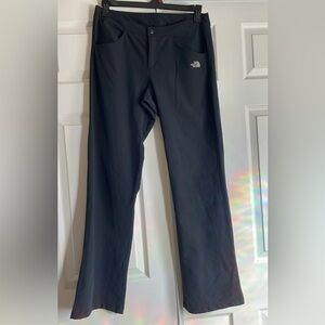 The North Face Women's Black Straight Leg Pants